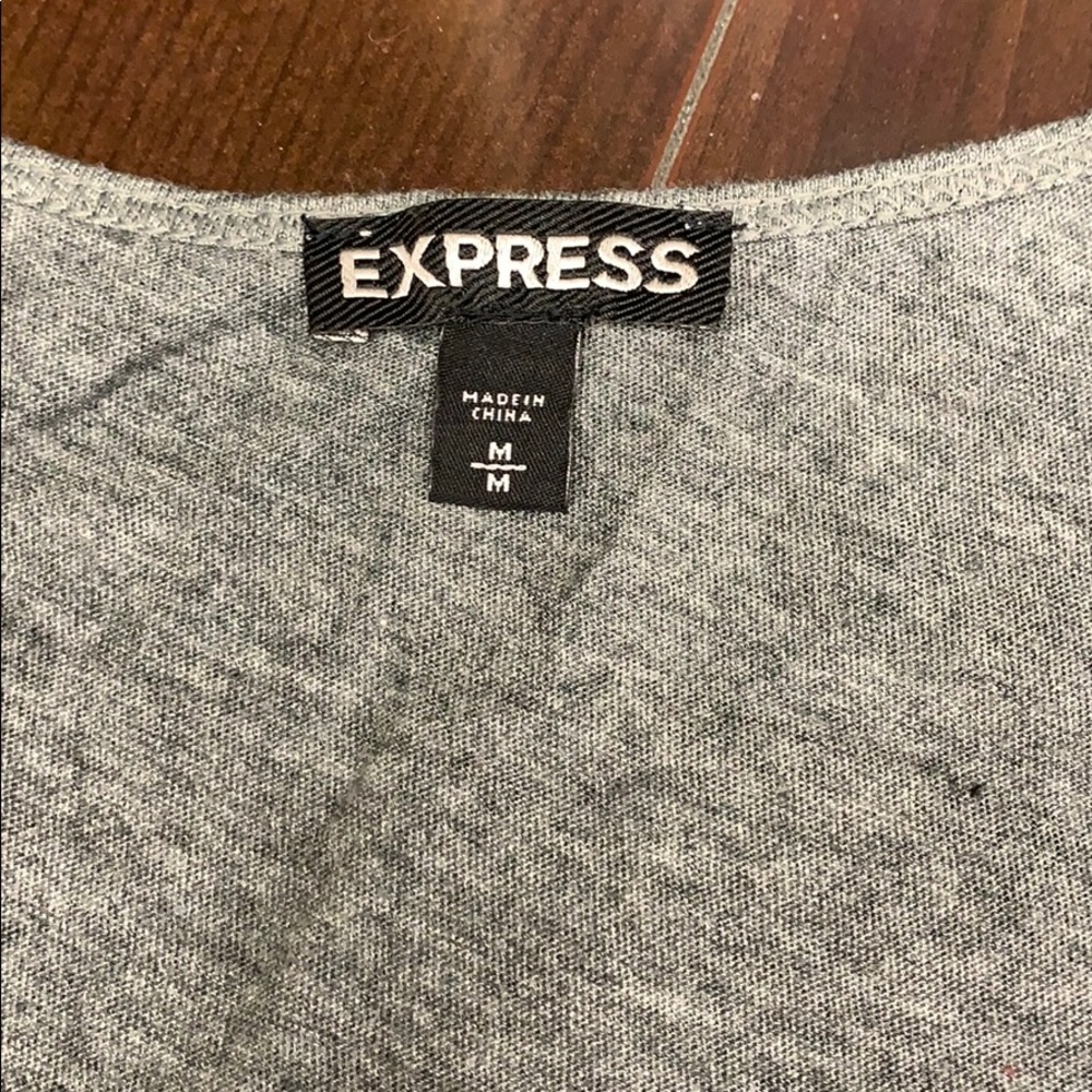 Express tank top - Picture 3 of 4